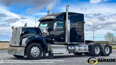 Heavy truck / Camion lourd - # STOCK: C-800694 2020 KENWORTH W990 CAMION CONVENTIONNEL AVEC COUCHETT...