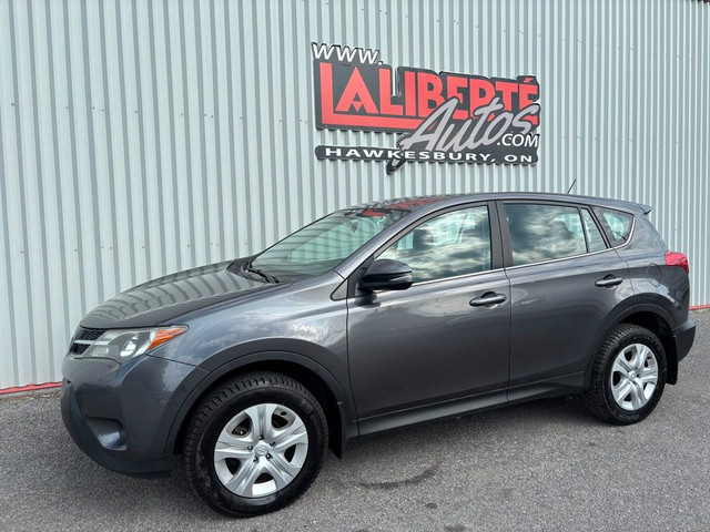 2015 Toyota RAV4 LE AWD in Cars & Trucks in Ottawa