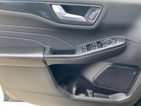 **WE WILL BEAT ANY DEALER IN THE CITY** Agate Black Metallic 2024 Ford Escape Hybrid ST-Line AWD eCV... (image 5)
