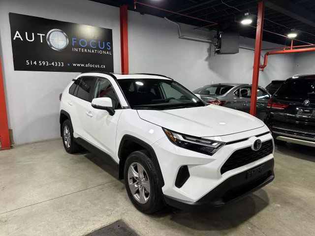 2023 TOYOTA RAV4 XLE AWD AUTO - TOIT OUVRANT - CAMERA DE RECULON in Cars & Trucks in City of Montréal - Image 2
