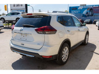 CLEAN CARFAX, MANITOBA VEHICLE! - 2.5L Engine - FWD - Automatic Transmission - Remote Start - Apple... (image 8)