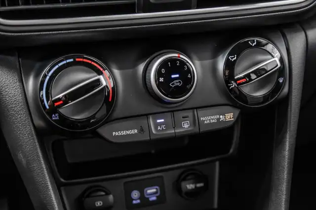 Hyundai Kona Preferred AWD+VOLANT/SIEGES.CHAUFF+CARPLAY 2019 in Cars & Trucks in Laval / North Shore - Image 32