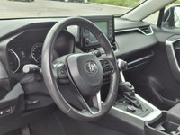 Come see this certified 2019 Toyota RAV4 Hybrid XLE AWD | Sunroof | Heated Seats | Radar Cruise | Bl... (image 1)