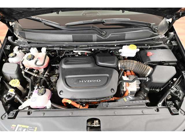 2022 Chrysler Pacifica Hybrid Limited 2WD in Cars & Trucks in Laval / North Shore - Image 4