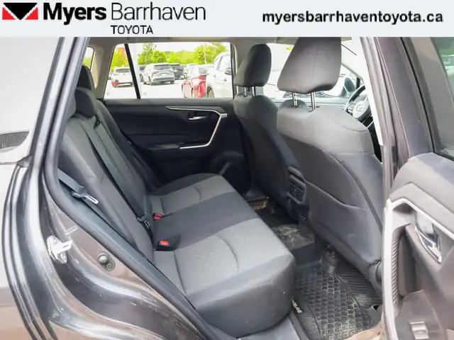 2022 Toyota RAV4 XLE - Sunroof - Power Liftgate - $252 B/W in Cars & Trucks in Ottawa - Image 13
