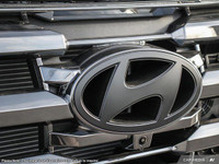 This Hyundai Tucson Plug-In Hybrid has a trusty Intercooled Turbo Gas/Electric I-4 1.6 L/98 engine p... (image 8)
