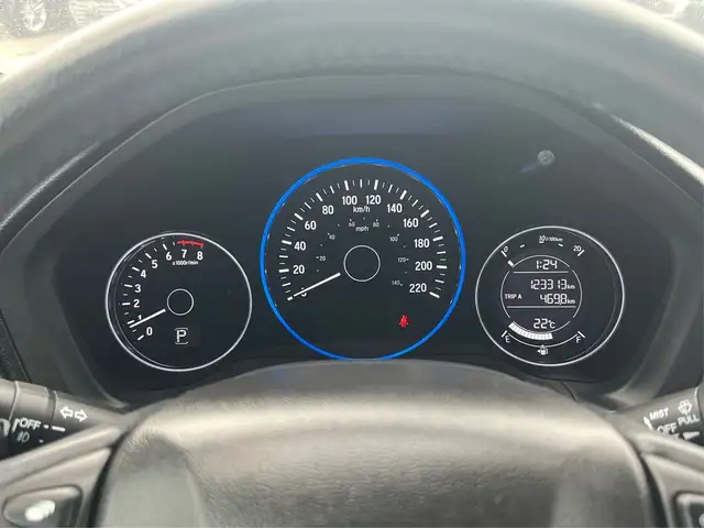 2016 Honda HR-V 4WD 4dr CVT EX-L w-Navi ROOF LEATHER WE FINANCE dans Autos et camions dans London - Image 16