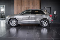 Intégration Bluetooth + Toit Panoramique + Sièges en Cuir + Sièges Avant Chauffants + Commandes Audi... (image 5)