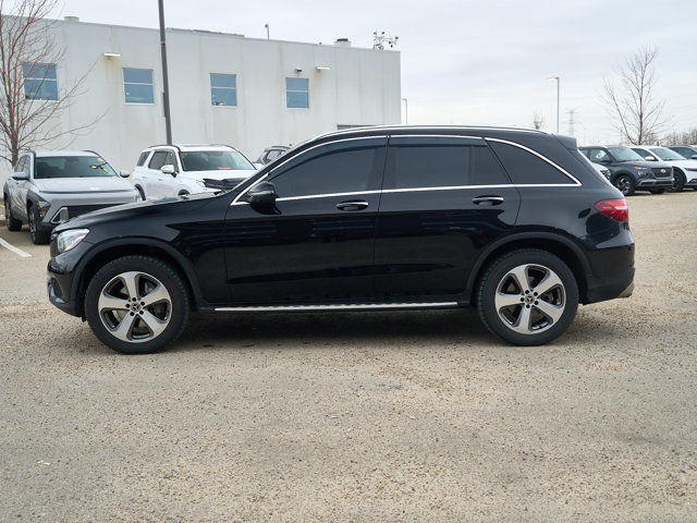 2019 Mercedes-Benz GLC GLC 300 | Sunroof | Heads-up Display in Cars & Trucks in Edmonton - Image 2