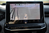 This Jeep Compass has a dependable Intercooled Turbo Regular Unleaded I-4 2.0 L/122 engine powering... (image 8)