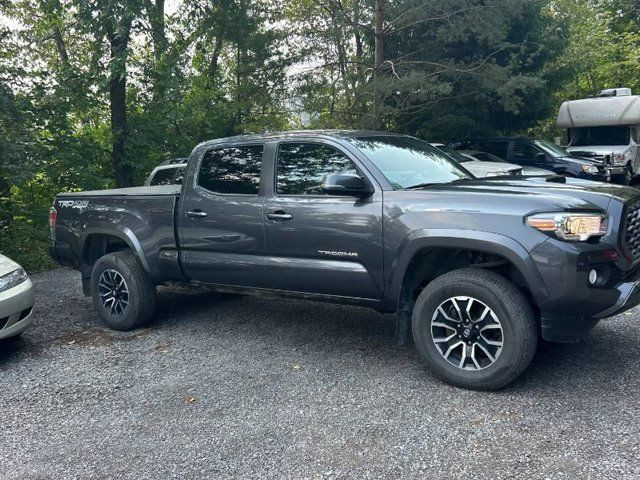 2023 Toyota Tacoma TRD Sport 4x4 | Double Cab | Nav | Adaptive in Cars & Trucks in Guelph - Image 4