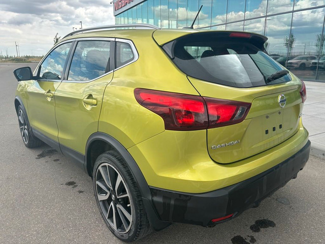 2017 Nissan Qashqai SL AWD | Accident Free Carfax | Leather in Cars & Trucks in Calgary - Image 4