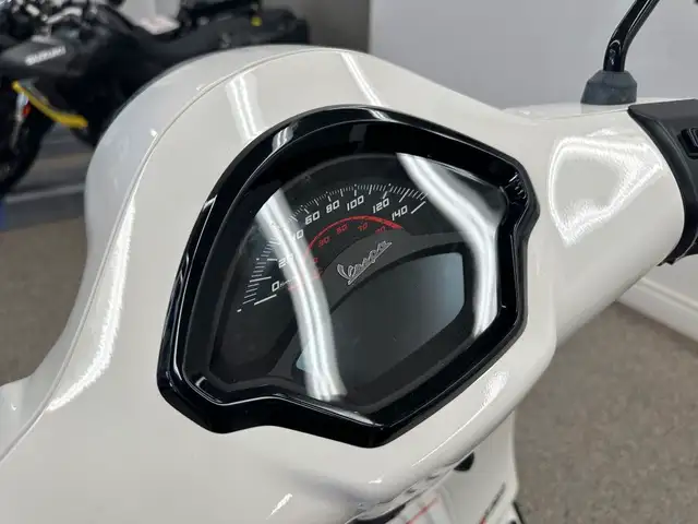 2025 Vespa GTS 310 Supersport MY 25 - V6601NP - -Financing Avail in Scooters & Pocket Bikes in Markham / York Region - Image 17