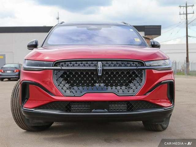 2025 Lincoln Nautilus Reserve in Cars & Trucks in Edmonton - Image 2