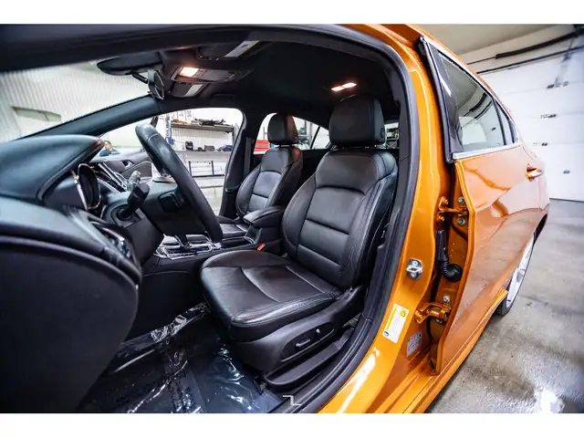 2017 Chevrolet Cruze Premier RS Hatchback Leather BCam in Cars & Trucks in Grande Prairie - Image 13