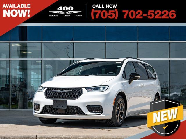 2024 Chrysler Pacifica Hybrid Premium S Appearance in Cars & Trucks in Barrie