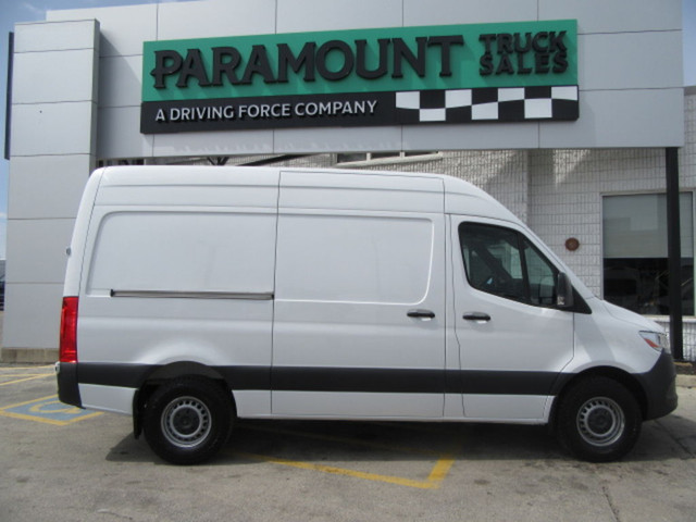 2023 Mercedes-Benz Sprinter Cargo Van 2500 DIESEL HIGH ROOF in Cars & Trucks in Oakville / Halton Region - Image 2