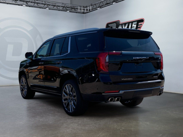 2025 GMC Yukon in Cars & Trucks in City of Toronto - Image 3