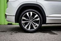 This 2023 Volkswagen Atlas Cross Sport is for sale today. This SUV has 82,402 kms. It's white in col... (image 6)