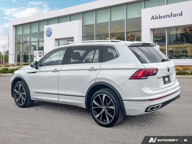 2022 Volkswagen Tiguan Highline R-Line in Cars & Trucks in Abbotsford - Image 3