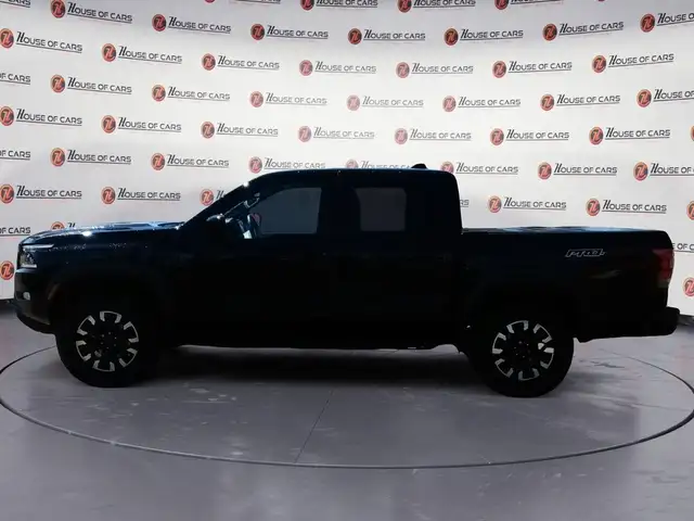 2022 Nissan Frontier Crew Cab PRO-4X Standard Bed 4x4 dans Autos et camions dans Lethbridge - Image 3