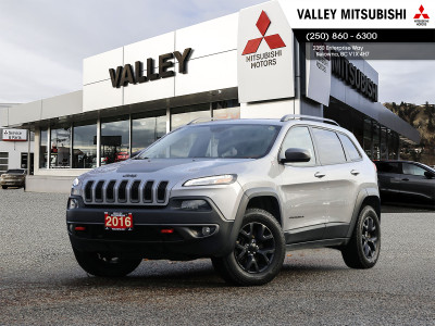 2016 Jeep Cherokee TRAILHAWK, LEATHER, 4X4, LOW KM, NO ACCIDENTS