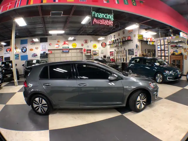 2019 Volkswagen e-Golf COMFORTLINE ELECTRIC AUTO LEATHER A/CARPL in Cars & Trucks in City of Toronto - Image 9