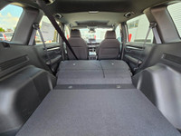 The 2026 Honda CR-V Hybrid Sport brings together bold design and advanced hybrid performance in a pa... (image 8)