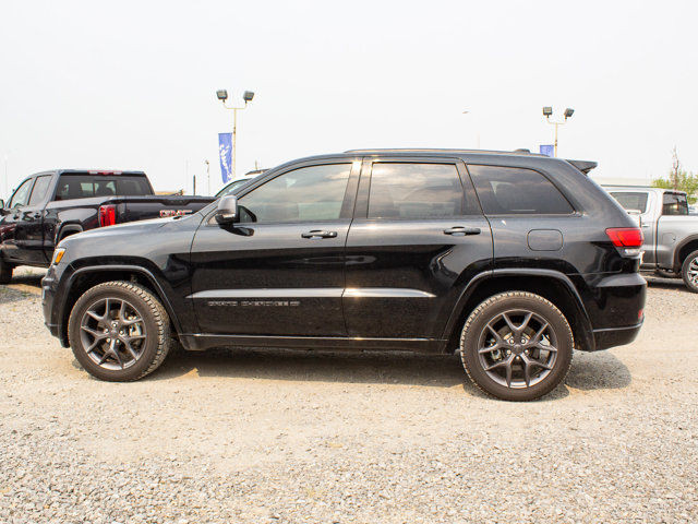 2021 Jeep Grand Cherokee 80th Anniversary Edition Luxury in Cars & Trucks in Edmonton - Image 2