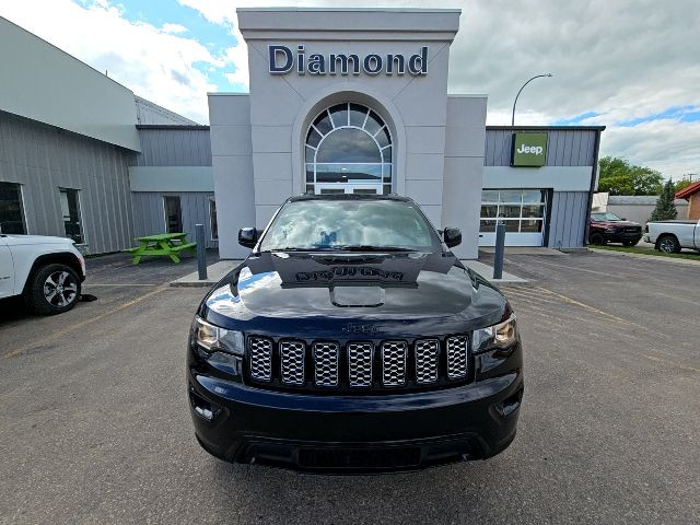2019 JEEP Grand Cherokee Altitude in Cars & Trucks in Prince Albert - Image 3