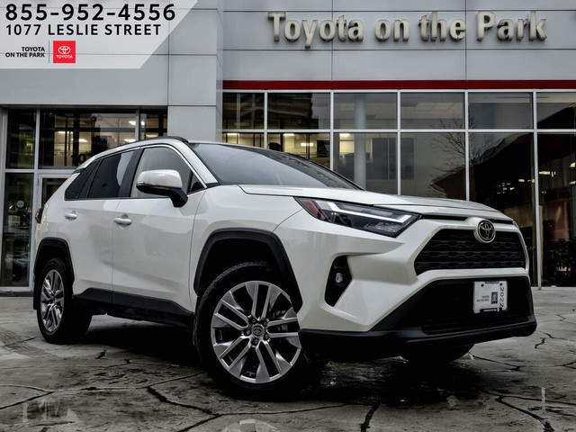 2022 Toyota RAV4 XLE AWD/LEATHER/ROOF/SAFETY CERTIFIED in Cars & Trucks in City of Toronto