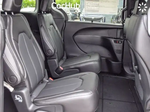 2025 Chrysler Grand Caravan SXT 7 Seater Pwr Sliding Doors in Cars & Trucks in Mississauga / Peel Region - Image 47