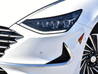 2022 Hyundai Sonata Hybrid Luxury, Efficiency & Style! Stand Out in Sophistication This stunning 202... (image 3)