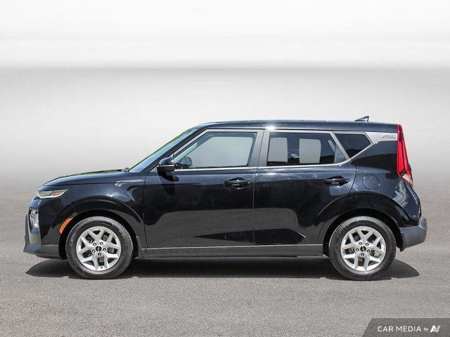 2022 Kia Soul Ex | Factory Warranty Left | Cpo | Heated Seats in Cars & Trucks in Hamilton - Image 2