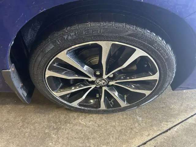 2017 Toyota Corolla SE Auto AC Cam in Cars & Trucks in Gatineau - Image 10