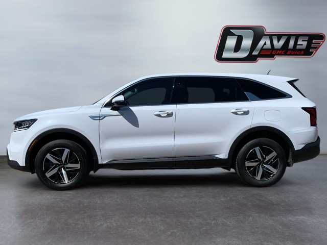 2021 Kia Sorento in Cars & Trucks in Medicine Hat - Image 2