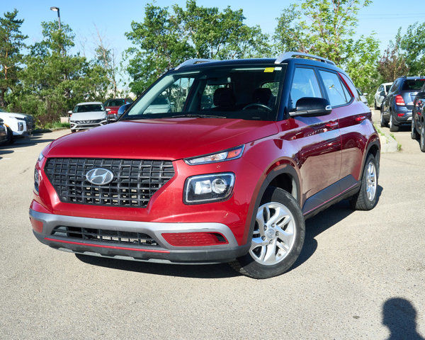 2021 Hyundai Venue Preferred | Backup Cam | Cross-traffic Alert in Cars & Trucks in Edmonton