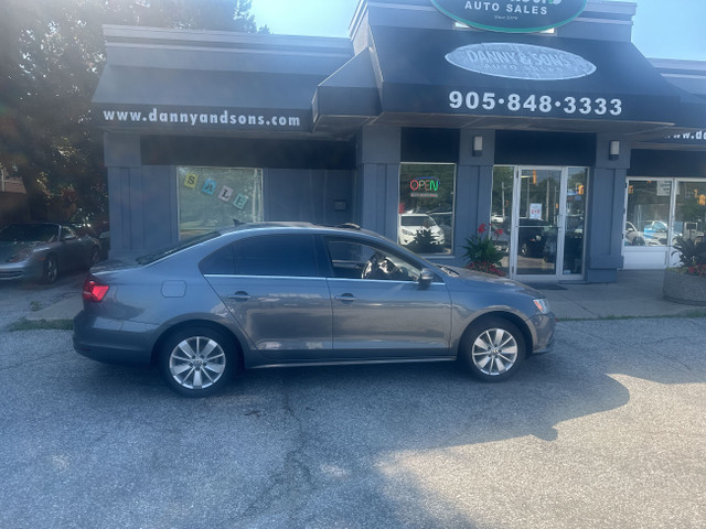 2015 Volkswagen Jetta 2.0L Man Trendline in Cars & Trucks in Mississauga / Peel Region