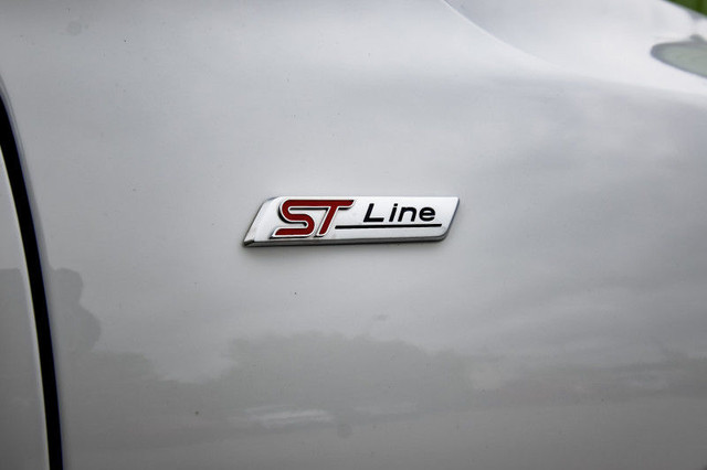 2023 Ford Escape ST-Line AWD • REMOTE START • HEATED SEATS in Cars & Trucks in Kingston - Image 3