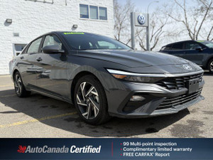 2024 Hyundai Elantra Preferred | Clean Carfax | One Owner | Low KMs!