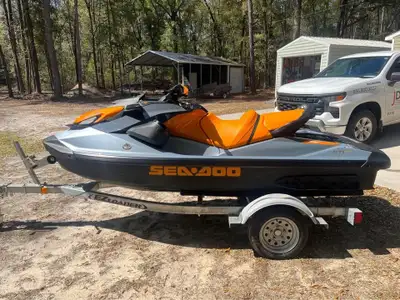 APPLY NOW: https://www.ridecollective.ca/get-pre-approved 2020 Sea-Doo GTI SE 170 iBR with Sound Sys...