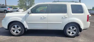 Membre de la corporation des concessionnaires d'automobiles de Montréal 2011 HONDA PILOT EX**AWD** 8...