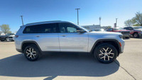 This Jeep Grand Cherokee L is equipped with: Capri Leatherette Seats, Heated front seats, Heated rea... (image 4)