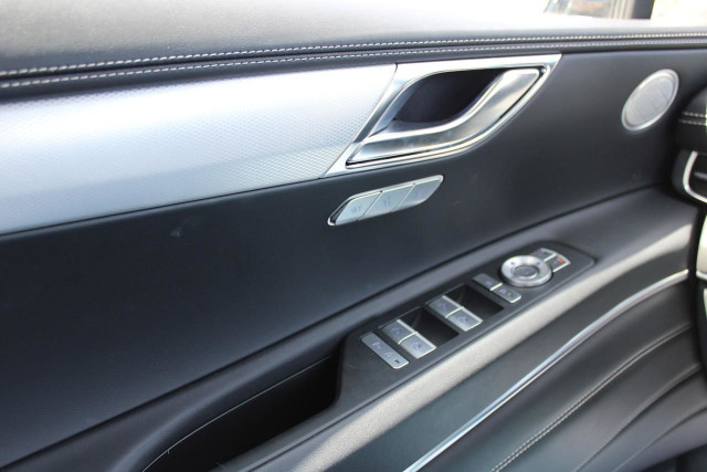 2024 Genesis GV80 2.5T Advanced in Cars & Trucks in Mississauga / Peel Region - Image 3