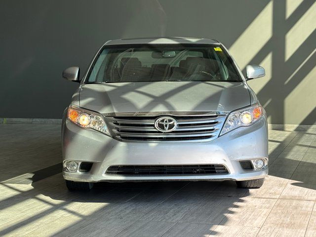 2012 Toyota Avalon XLS | 3.5L V6 Engine | Low KM'S | Leather in Cars & Trucks in Edmonton - Image 3