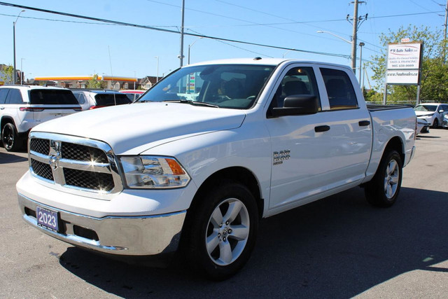 2023 RAM 1500 SLT Crew Cab SWB 4WD in Cars & Trucks in Mississauga / Peel Region - Image 2