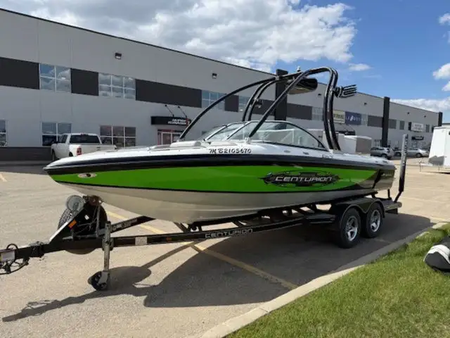 2008 Centurion Elite V in Powerboats & Motorboats in Saskatoon - Image 3