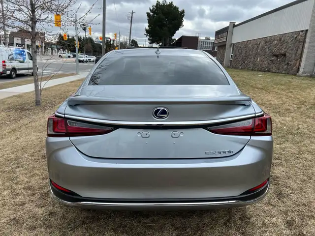 2022 Lexus ES 300h HYBRID REAR VIEW CAMERA SUNROOF NAVI BSM LKA in Cars & Trucks in City of Toronto - Image 7