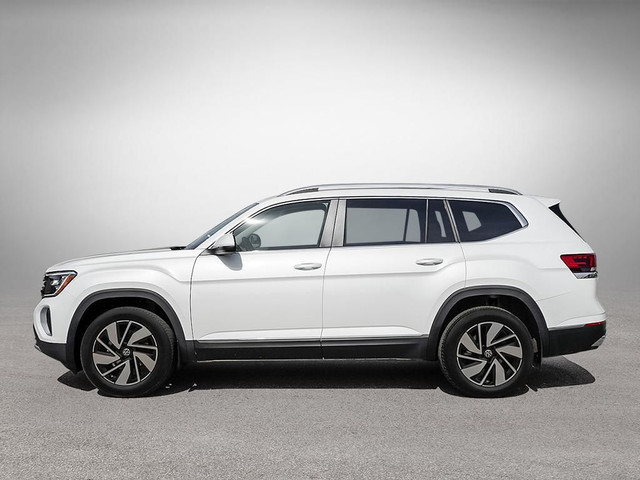 2025 Volkswagen Atlas Highline in Cars & Trucks in City of Montréal - Image 3
