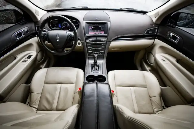 2014 Lincoln MKT ECOBOOST in Cars & Trucks in Ottawa - Image 18
